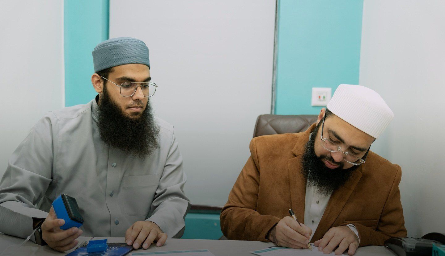 Muftis at work in the Darul Ifta